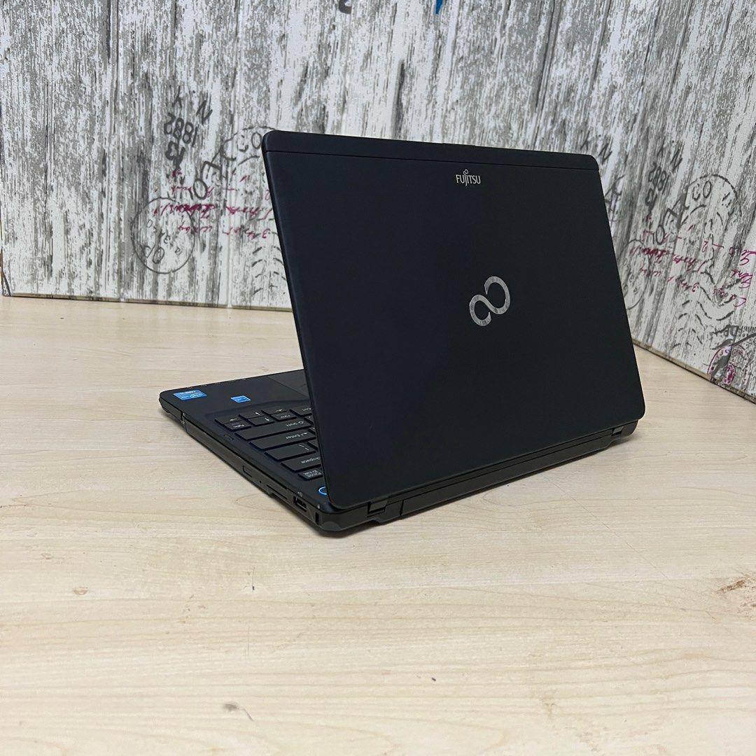 PC FUJITSU i7 