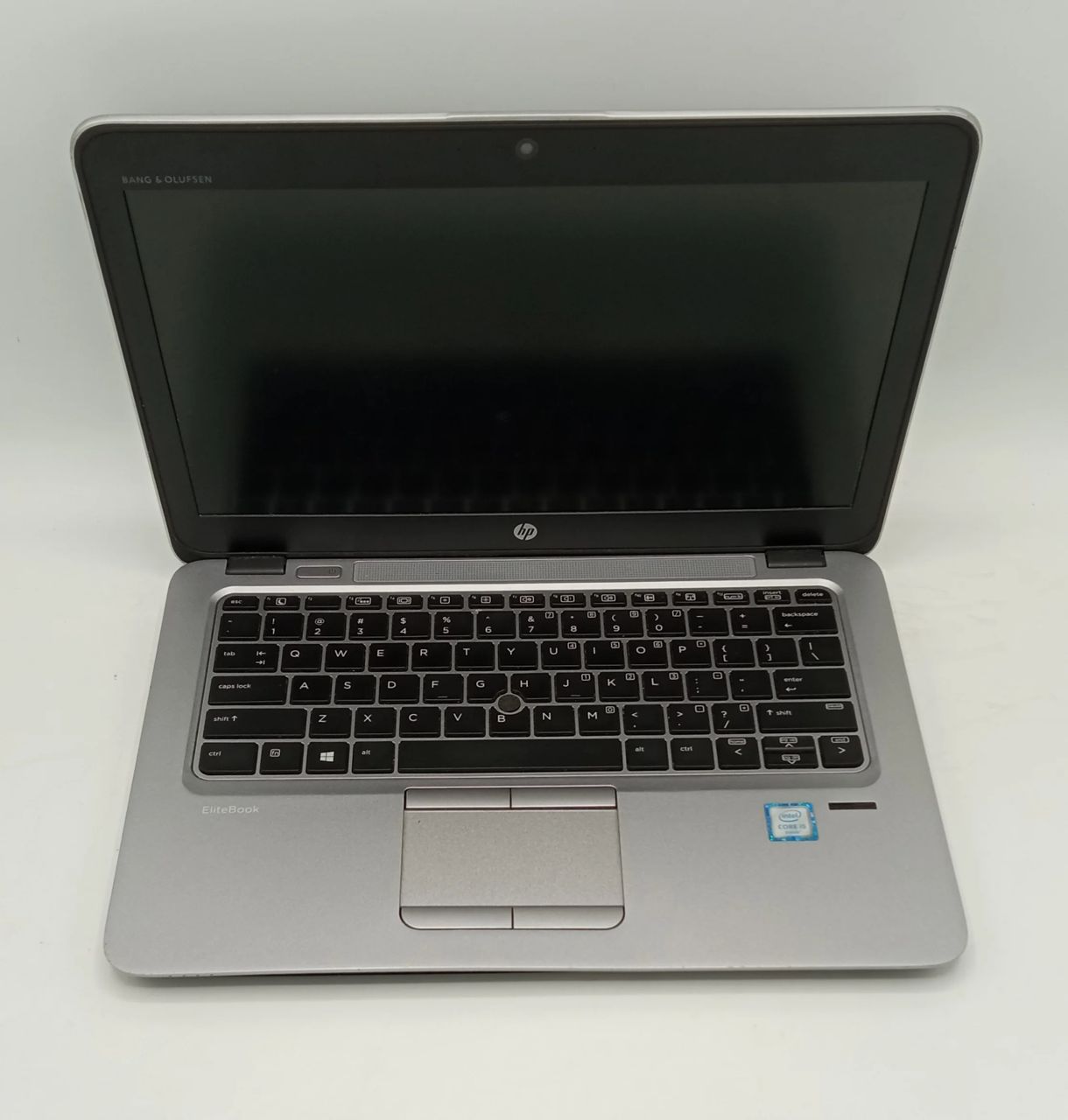 ORDINATEUR HP 820
