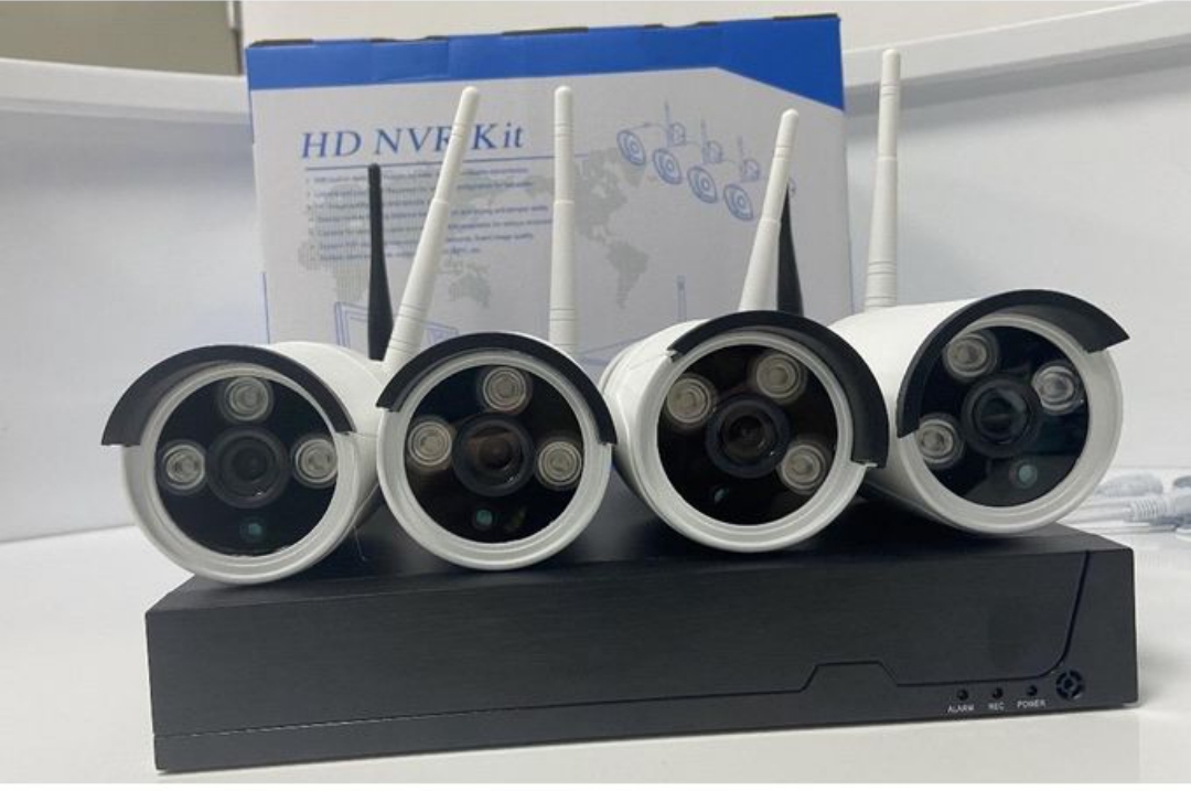 CAMÉRAS VIDÉOSURVEILLANCE WIFI (SANS FIL) + ENREGISTREUR